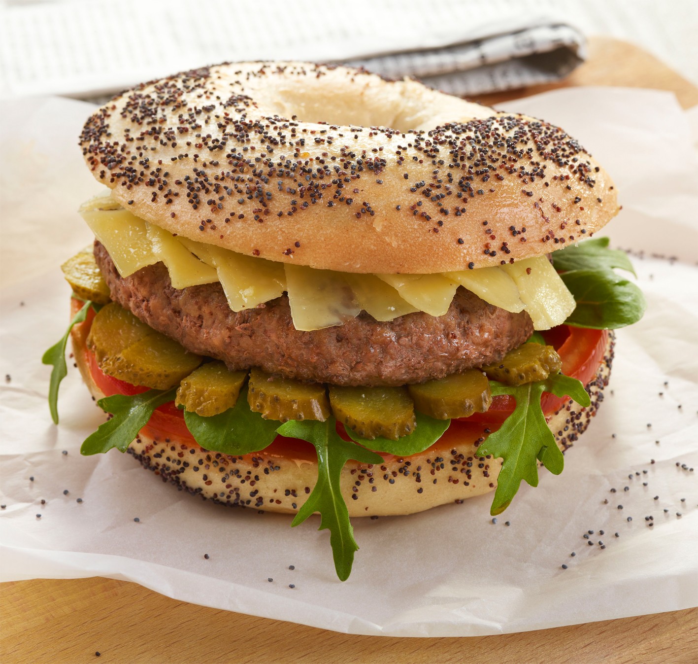 Bagel au cheddar et sauce barbecue