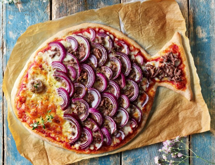 Pizza bœuf haché & oignons rouges