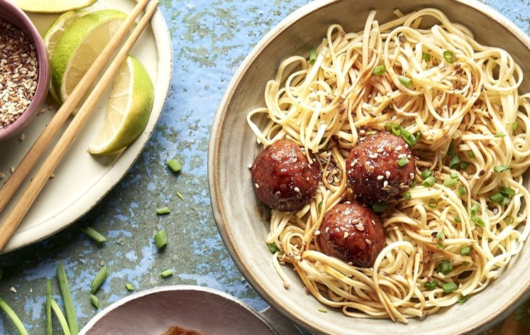 Boulettes au bœuf et porc laquées