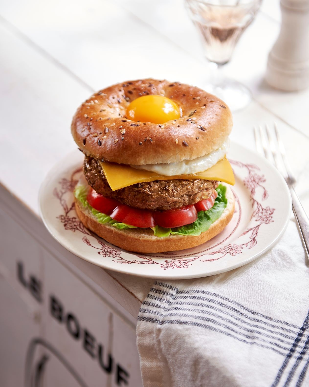 Burger bagel