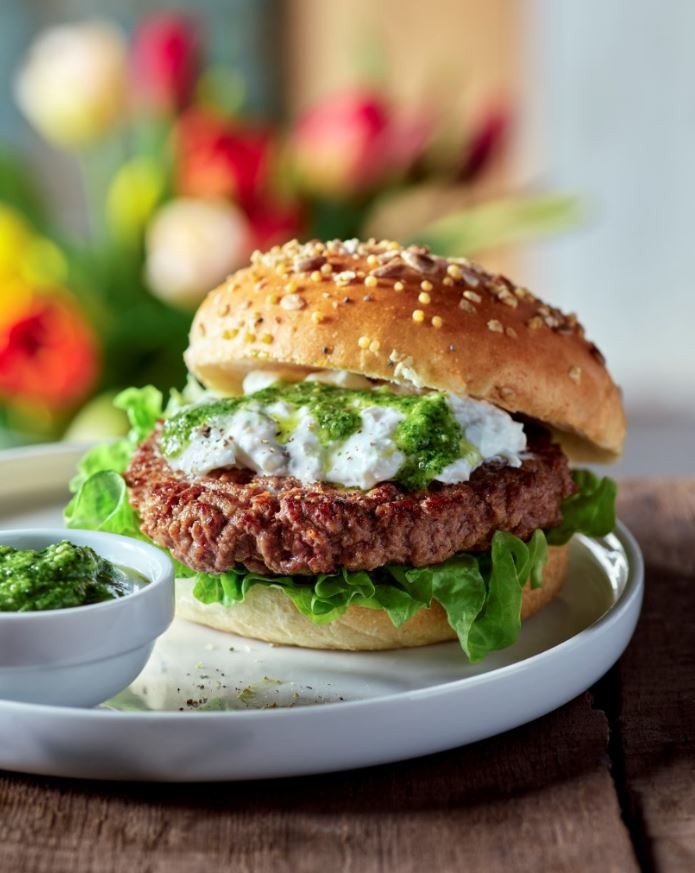 Burger au pesto de roquette