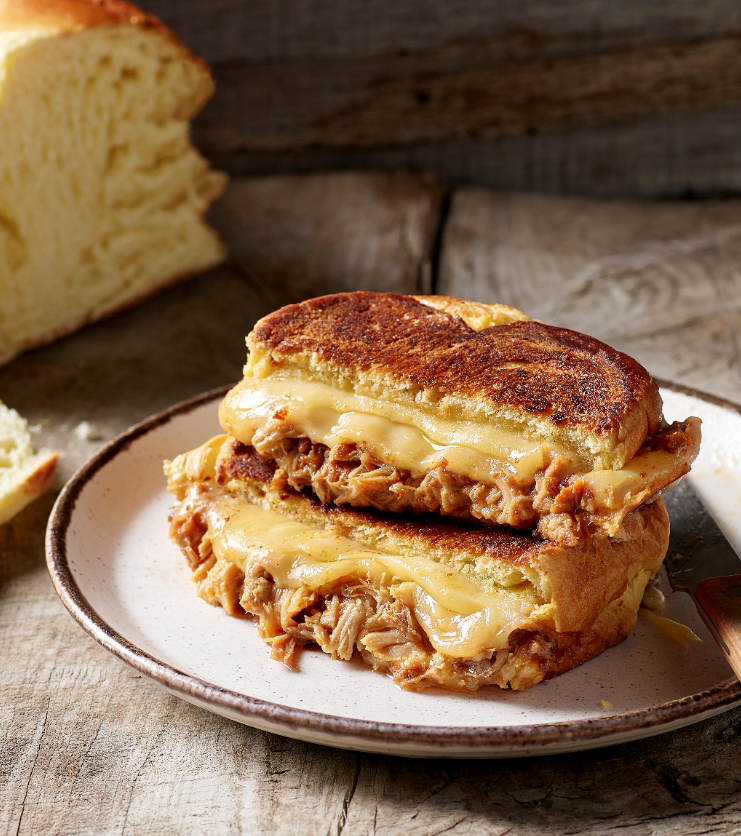 Grilled cheese aux effilochés au porc Barbecue