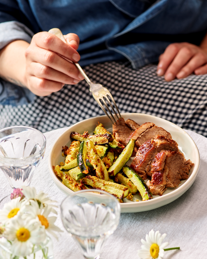 Travers de bœuf, frites de courgettes au Airfryer