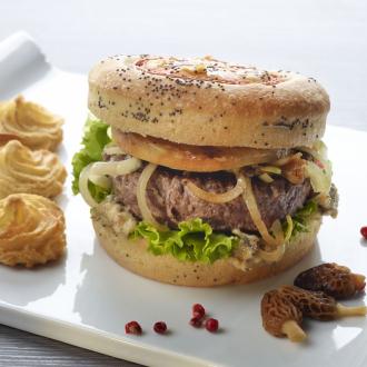 Burger foie gras poêlé, sauce morilles