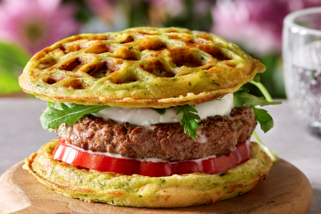 Burger de gaufres à la courgette